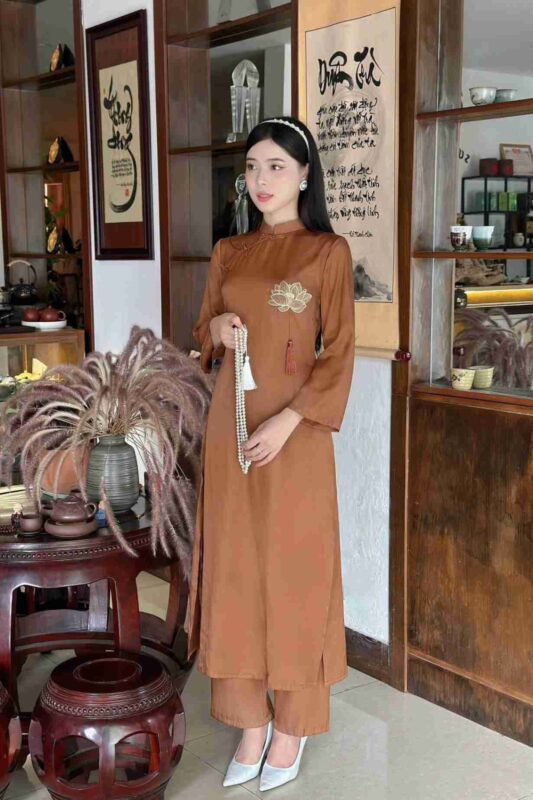 áo dài đi chùa 1