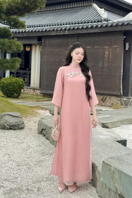 mẫu áo dài gấm mới nhất